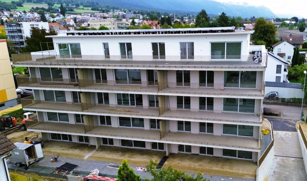 Neubau-Erstbezug – stilvolles Wohnen an zentraler Lage in Grenchen - Bild 1