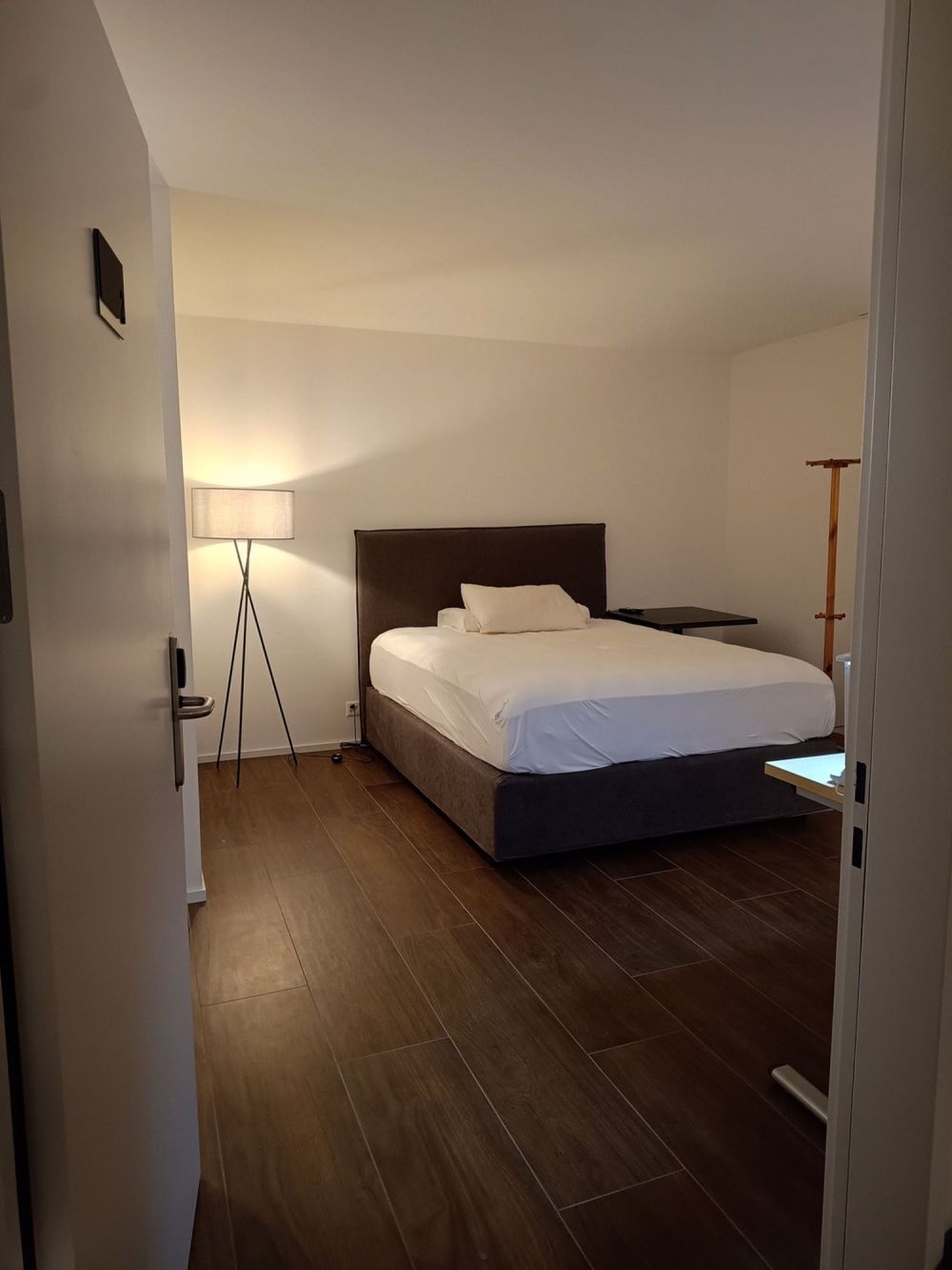 Rent a temporary room with privat bathroom in a shared flat - Bild 1