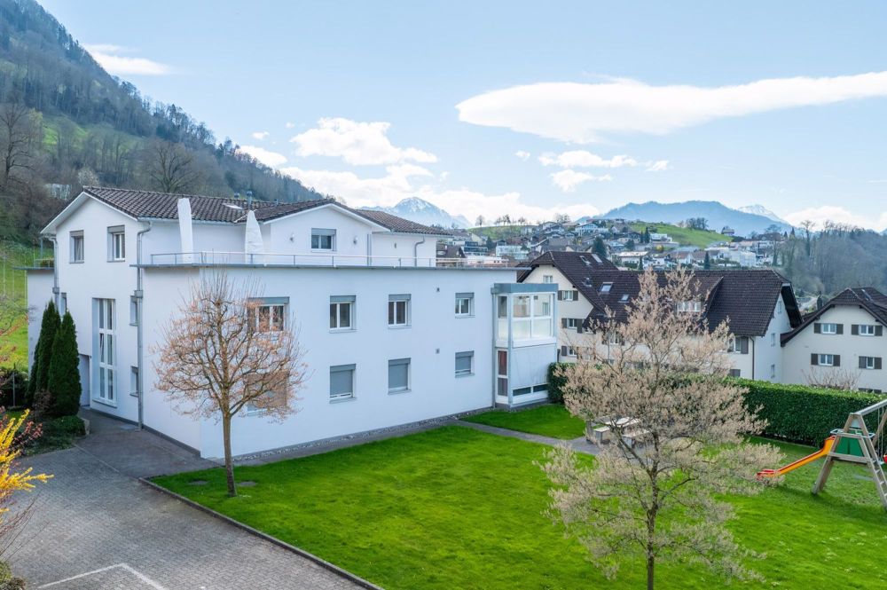 Exklusiver Neubau mit Seeblick auf 2 Etagen - 30 Web_Attika Wohnung, Oberhus- Strasse 4, Greppen_66_klein