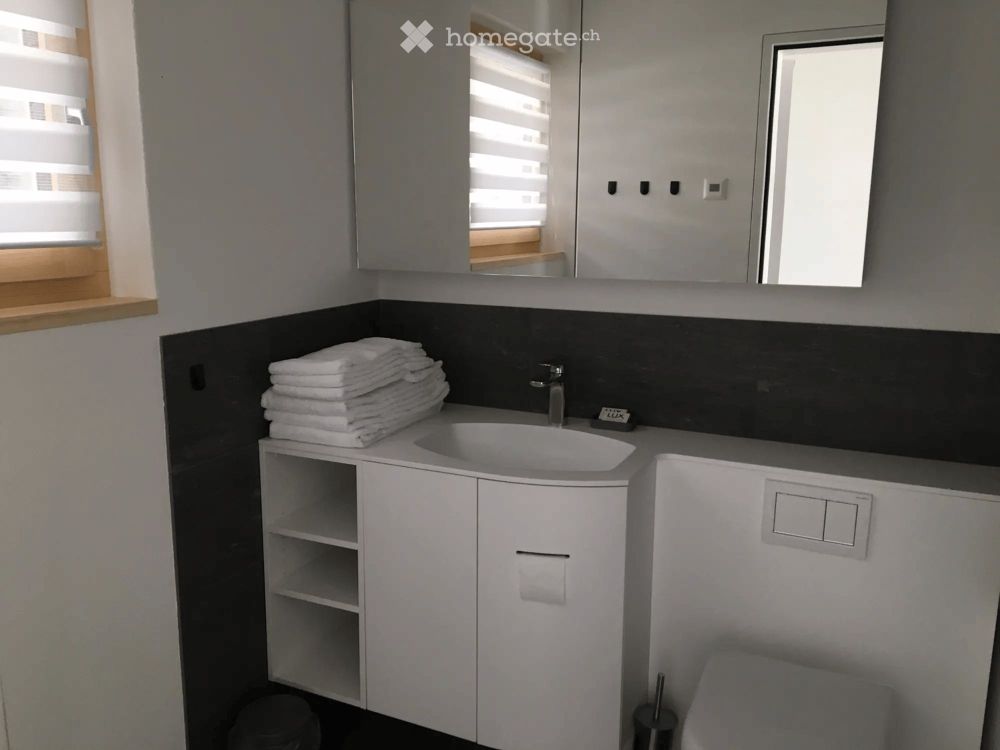 2,5 Zimmer-Wohnung mit Pistenanschluss in Flims Dorf zu vermieten - Bild 8