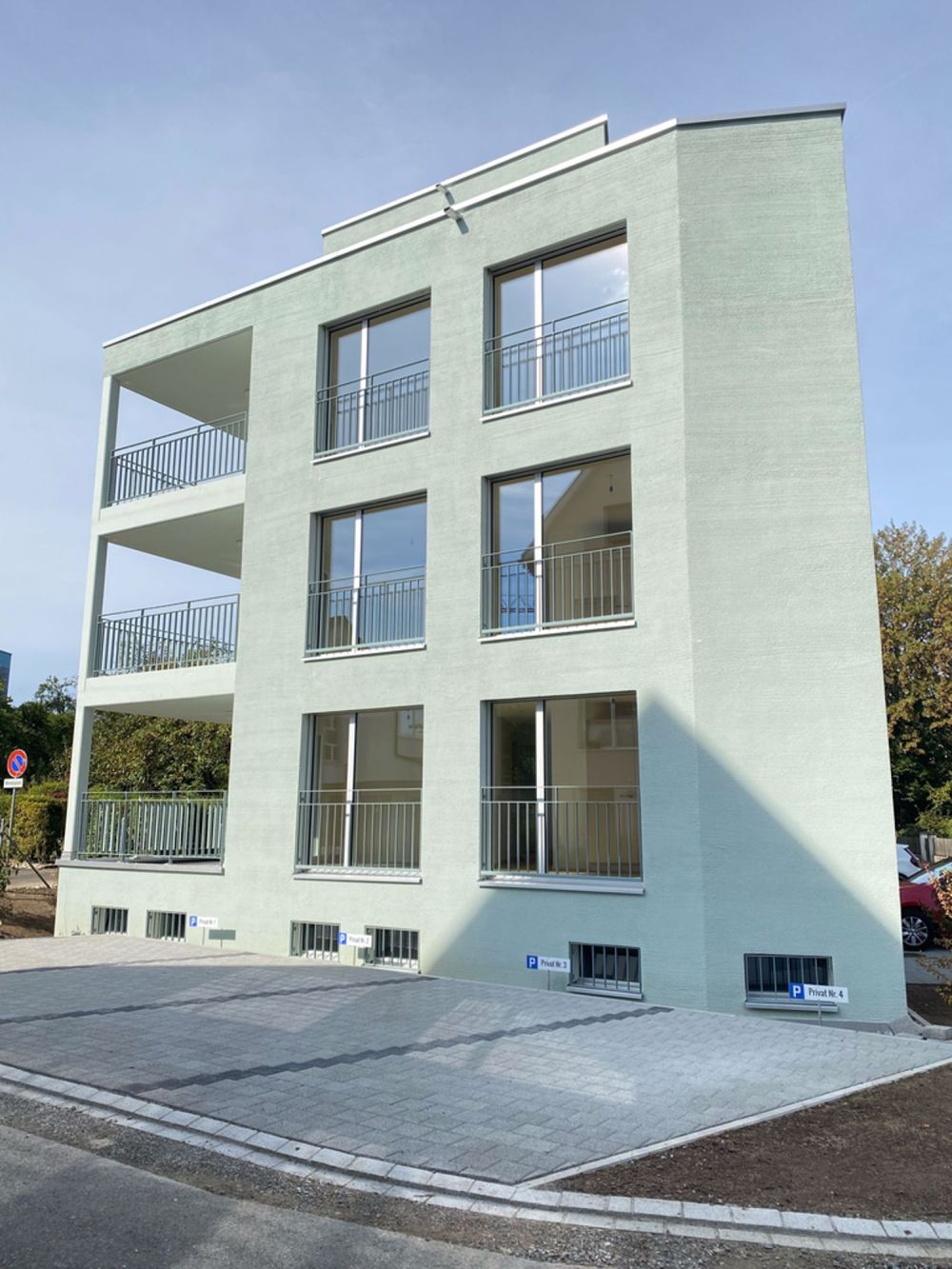 Helle Wohnung im Hochparterre - Neubau nahe Bahnhof Dübendorf - Aussenansicht