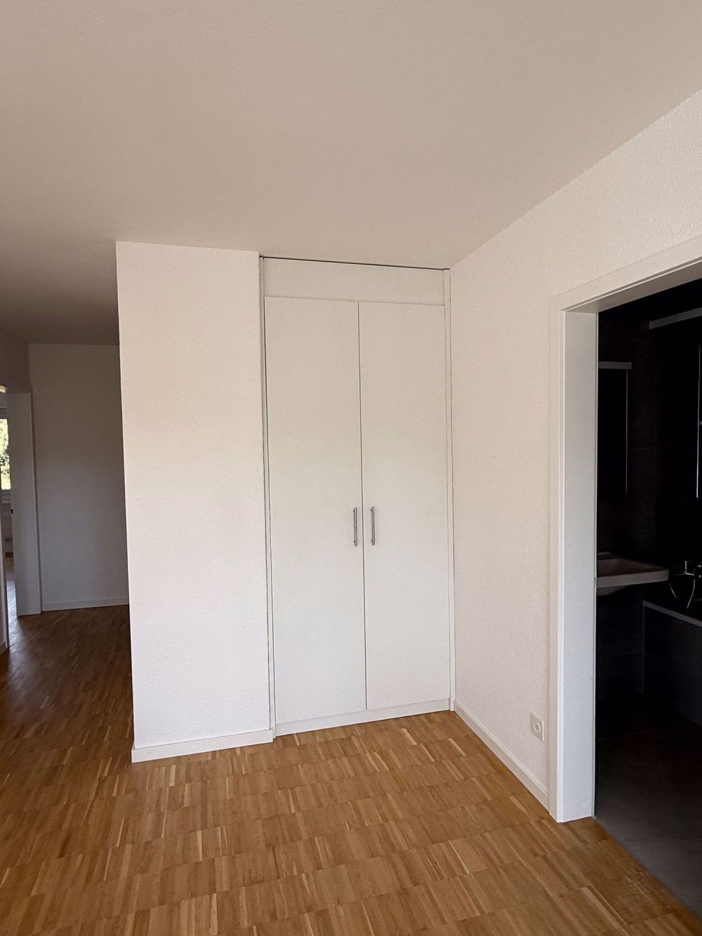 ?? Frisch sanierte 4.5-Zimmerwohnung mit Balkon am beliebten Lischenweg in Biel - Bild 9