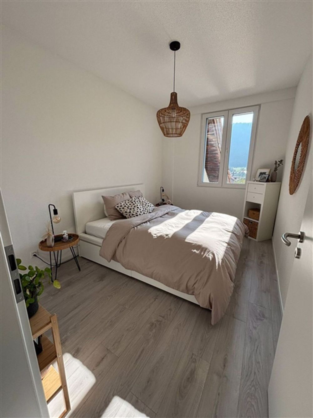 St-Imier, prächtiger Neubau mit grossem Balkon - Bild 6