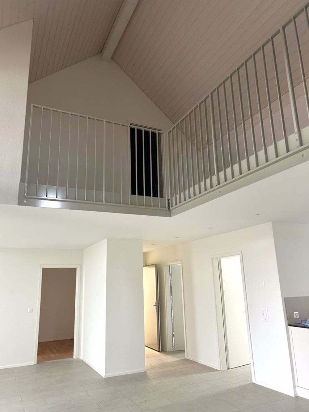 3.5-Zimmerwohnung Dachgeschoss mit Galerie 128m2 - Bild 2