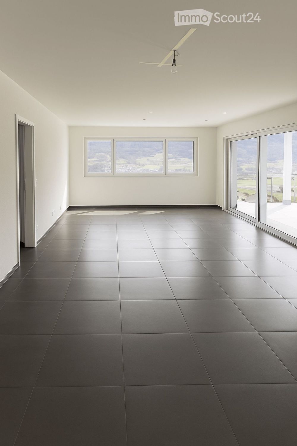 Prächtige 4,5-Zimmer-Wohnung mit Panoramablick in Corin-de-la-Crête - Bild 2