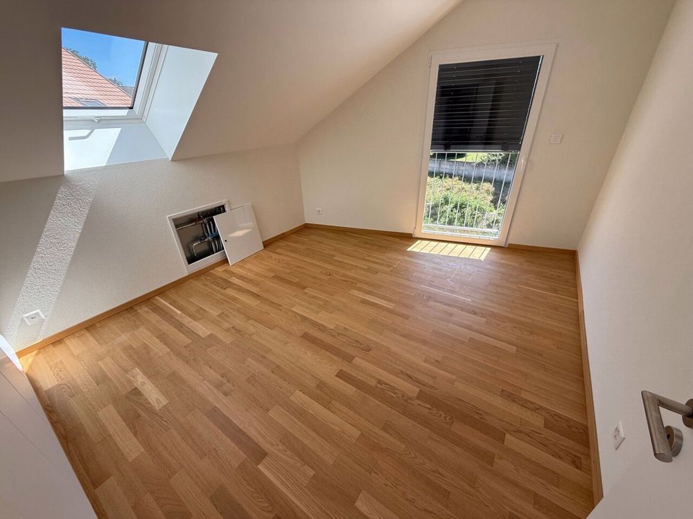 Wohnung mit 3,5 Zimmern im 2. Stock in Mathod zur Miete - Bild 2
