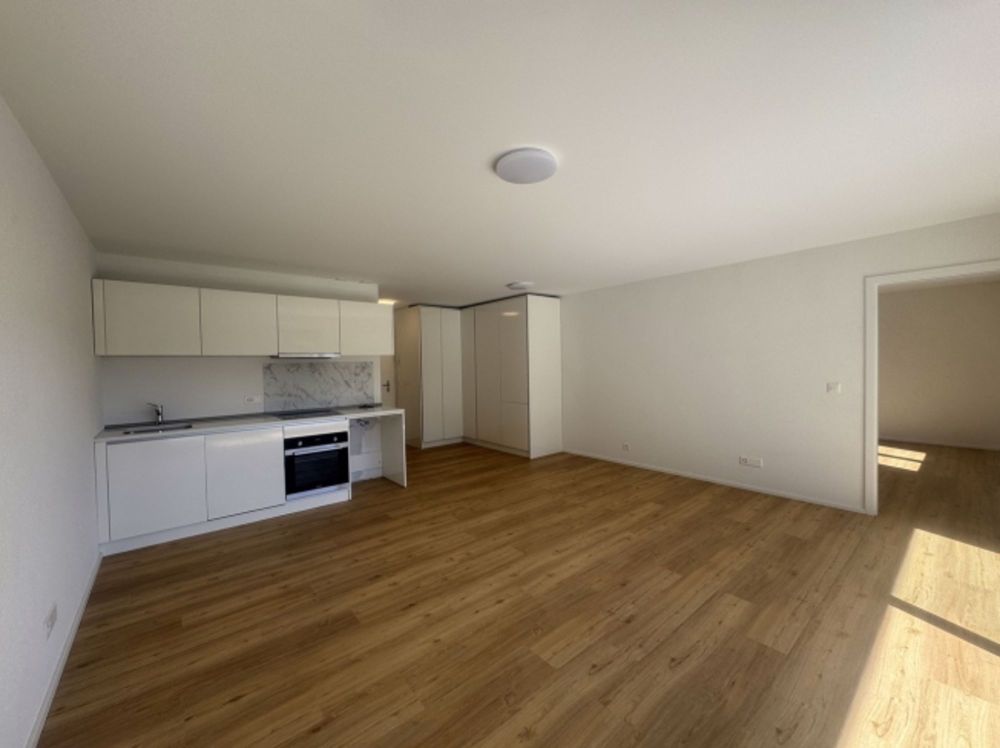 Wunderschöne 3.5 Zimmerwohnung im 1. OG - sofort verfügbar - Bild 4