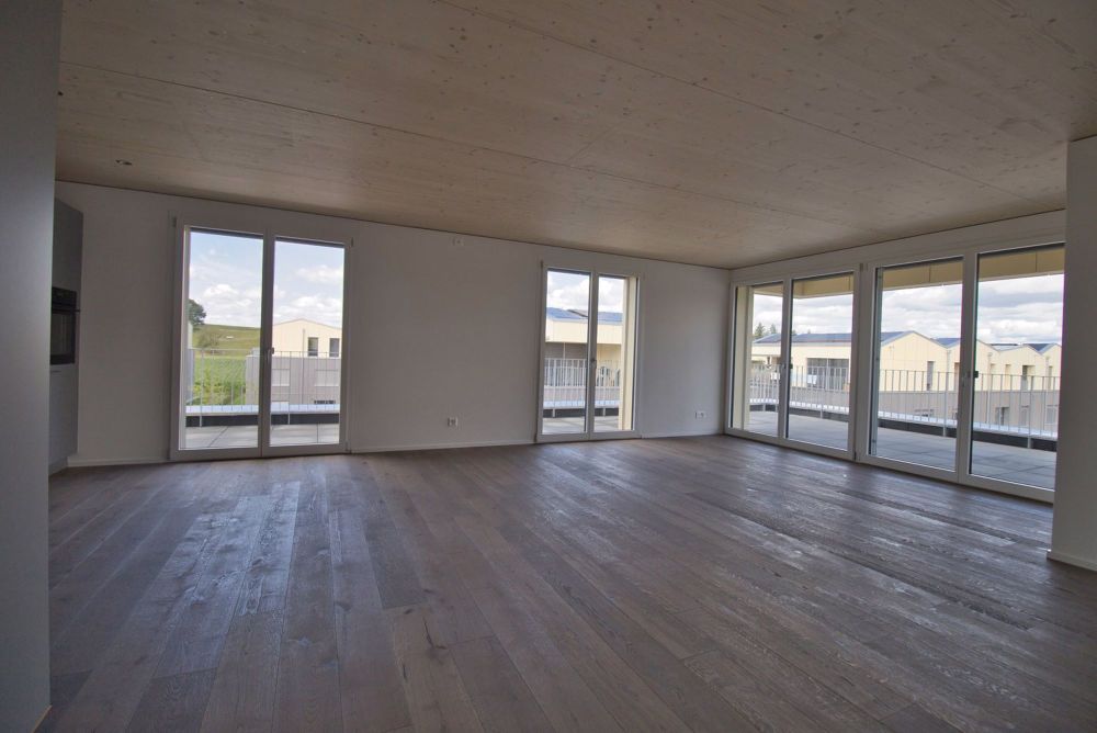 Erstvermietung 3.5-Zimmer-Attika-Wohnung mit grosser Terrasse und Sitzplatz - Bild 12