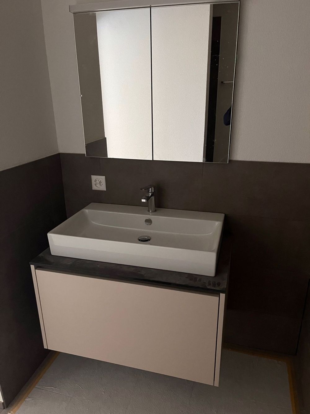 Dachwohnung im hochwertigen Eigentumsstandard - Bild 6