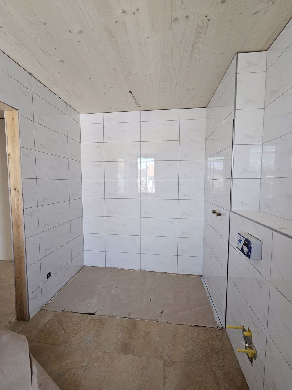 ERSTVERMIETUNG Exklusive 4.5-Zimmer-Attikawohnung im Eigentumsstandard - Bild 4