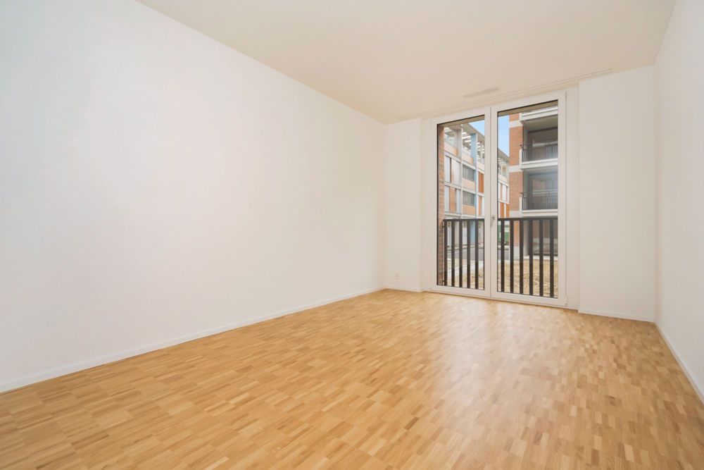 Moderne Wohnung in Bahnhofsnähe - Büro / Kinderzimmer
