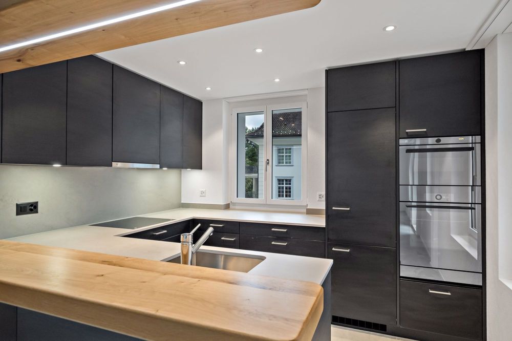 Neubau 3.5 Zi. Wohnung - Erstbezug mit Lift - Moderne Küche