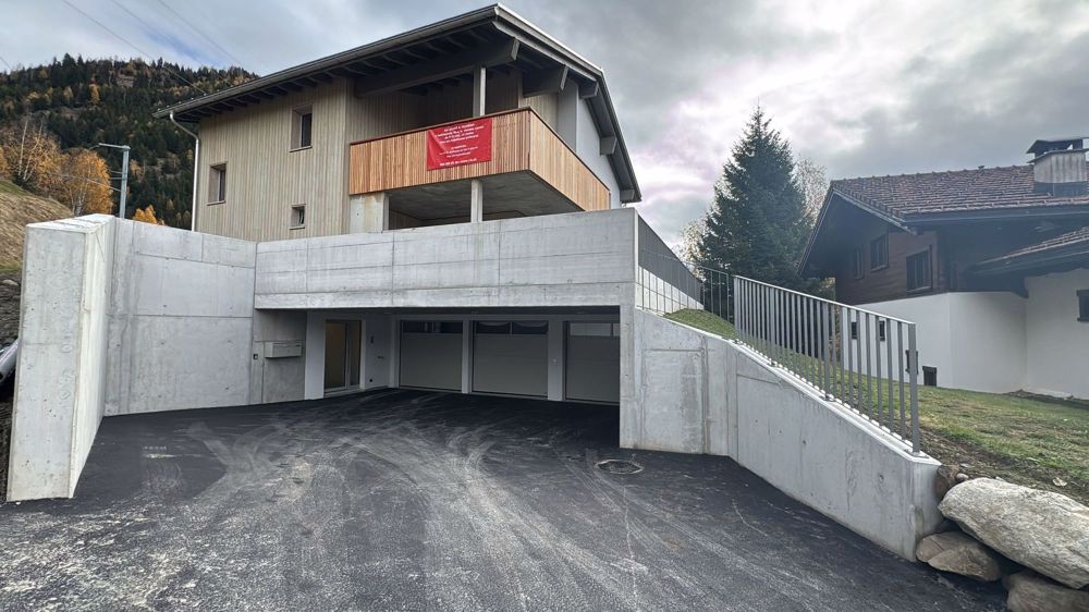 NUR MIT FESTWOHNSITZ! - ERSTBEZUG - BALKON MIT PANORAMASICHT! - Bild 1