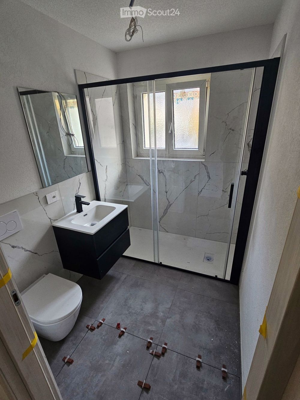 Wohnung in Erstbezug 2.5 Zimmer mit Waschküche - Bild 4