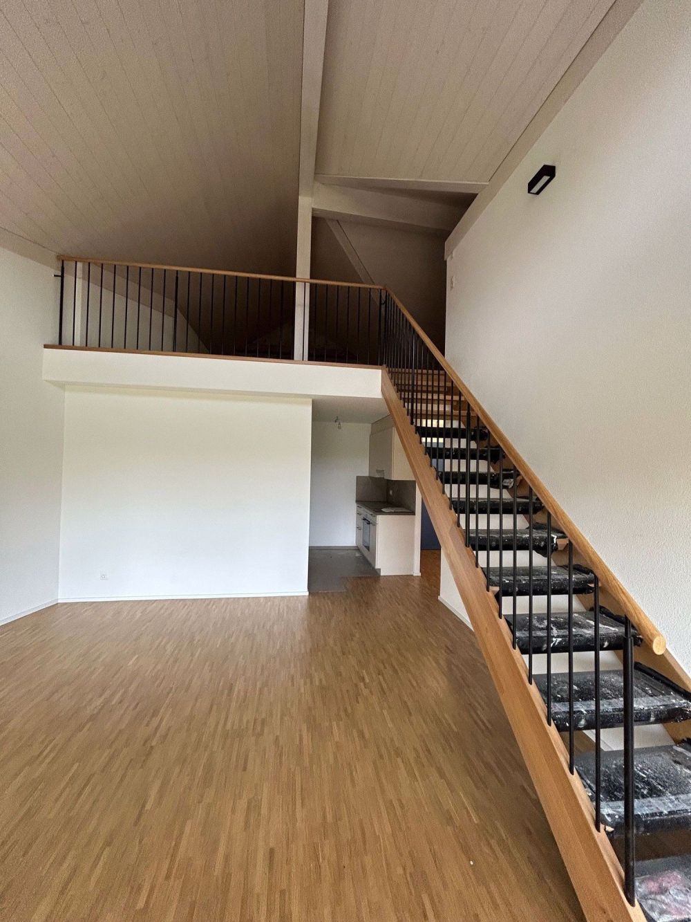 Wunderschöne 3.5-Zimmer-Wohnung, komplett neu, im 1. Stock - Objekt Nr. 8 - Route de Saint-Denis 3 - Senarclens - Bild 3