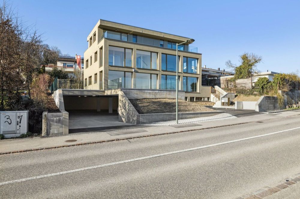4.5-Zimmer Maisonettwohnung Erstvermietung - Fassade strassenseitig