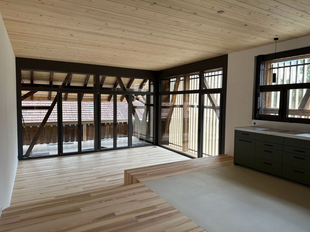 4.5-Zimmer-Maisonette-Wohnung in alter Weinbauernscheune in Küsnacht - Bild 8