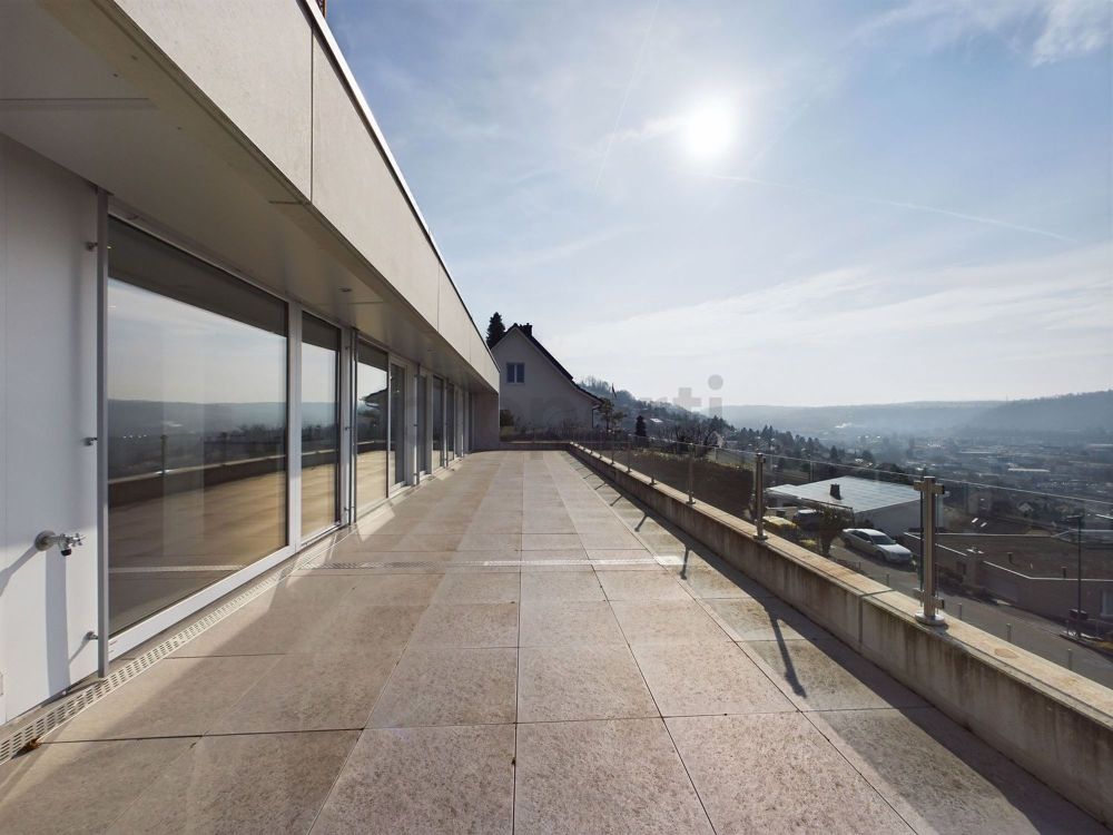 Exklusive Terrassenwohnung mit Panoramablick in Füllinsdorf - Image 9