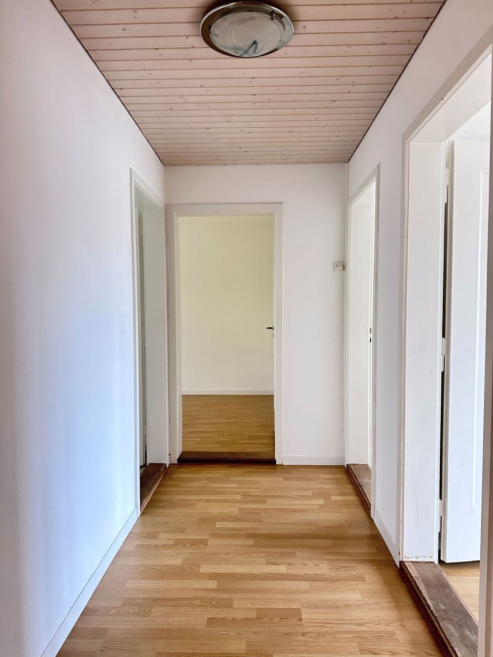 Erstbezug nach Teilsanierung - helle 3.0-Zimmer-Wohnung mit wundervoller Aussicht zu vermieten! - Bild 7