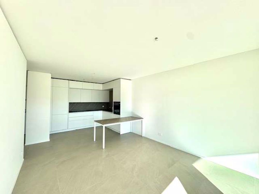 Prestigöses und neues 2.5-Zimmer-Wohnung zur Miete mit bezauberndem Seeblick in Bioggi - Bild 3