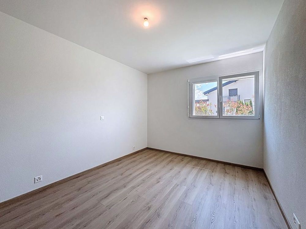 Grand 3.5 pièces de 100m2 avec terrasse et jardin privatif - Bild 11