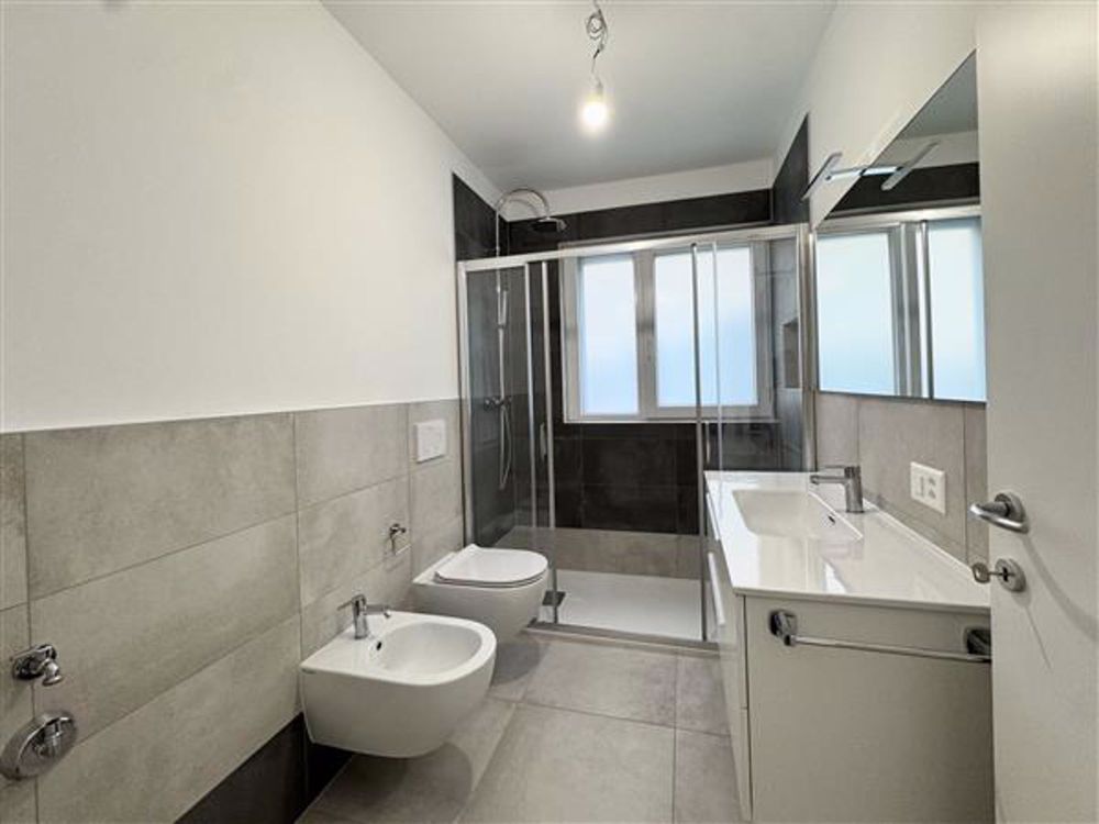 Cadro: 3.5-Zimmer-Wohnung - Bagno