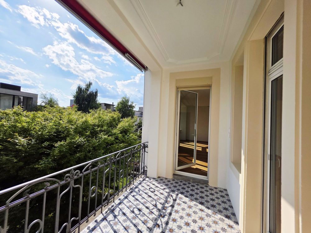 Erstvermietung einer traumhaften 5-Zimmer-Altbauwohnung nach kompletter Renovation - Bild 3