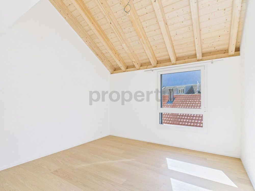 Traumhafte 4.5-Zimmer-Maisonettewohnung in Domat/Ems - Bild 5