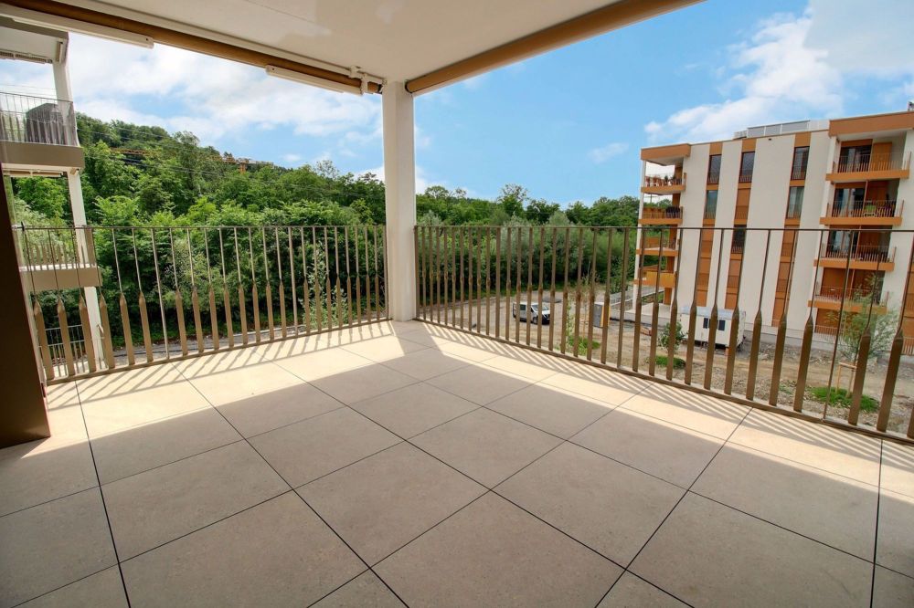 Magnifique 5.5 pièces à louer dès maintenant ! - Balcon 2