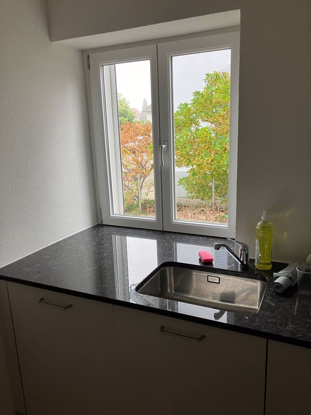 Erstbezug! Vollrenovierte EG-Wohnung mit Parkplatz - Bild 12