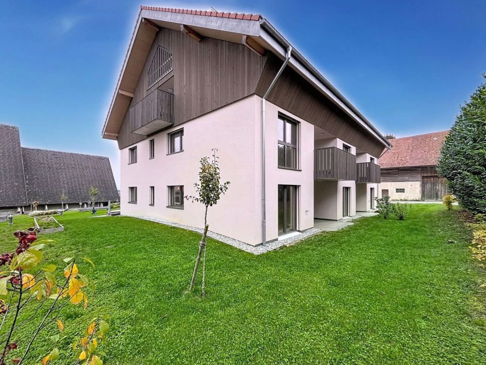 Wohnung mit 4,5 Zimmern und eigenem Garten von 154m2 - Bild 1