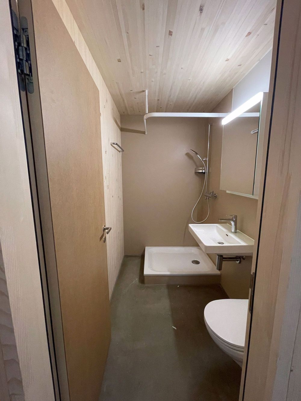 Einzigartige Atelierwohnung mit 136?m² – Sichtholz, Charme und Charakter - Bild 9
