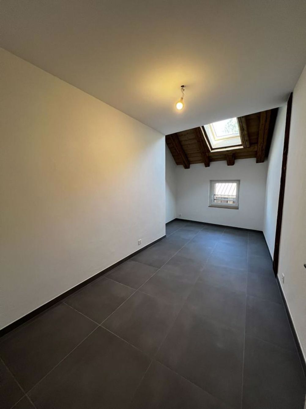 GRANGE OLLON - 4.5 PIECES A LOUER A L'ANNEE - Bild 4