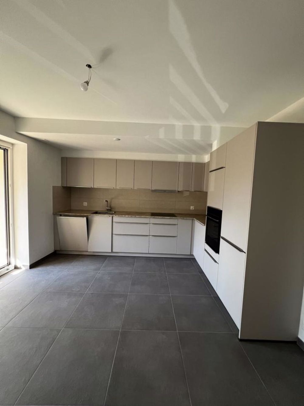 GRANGE OLLON - 4.5 PIECES A LOUER A L'ANNEE - Bild 2