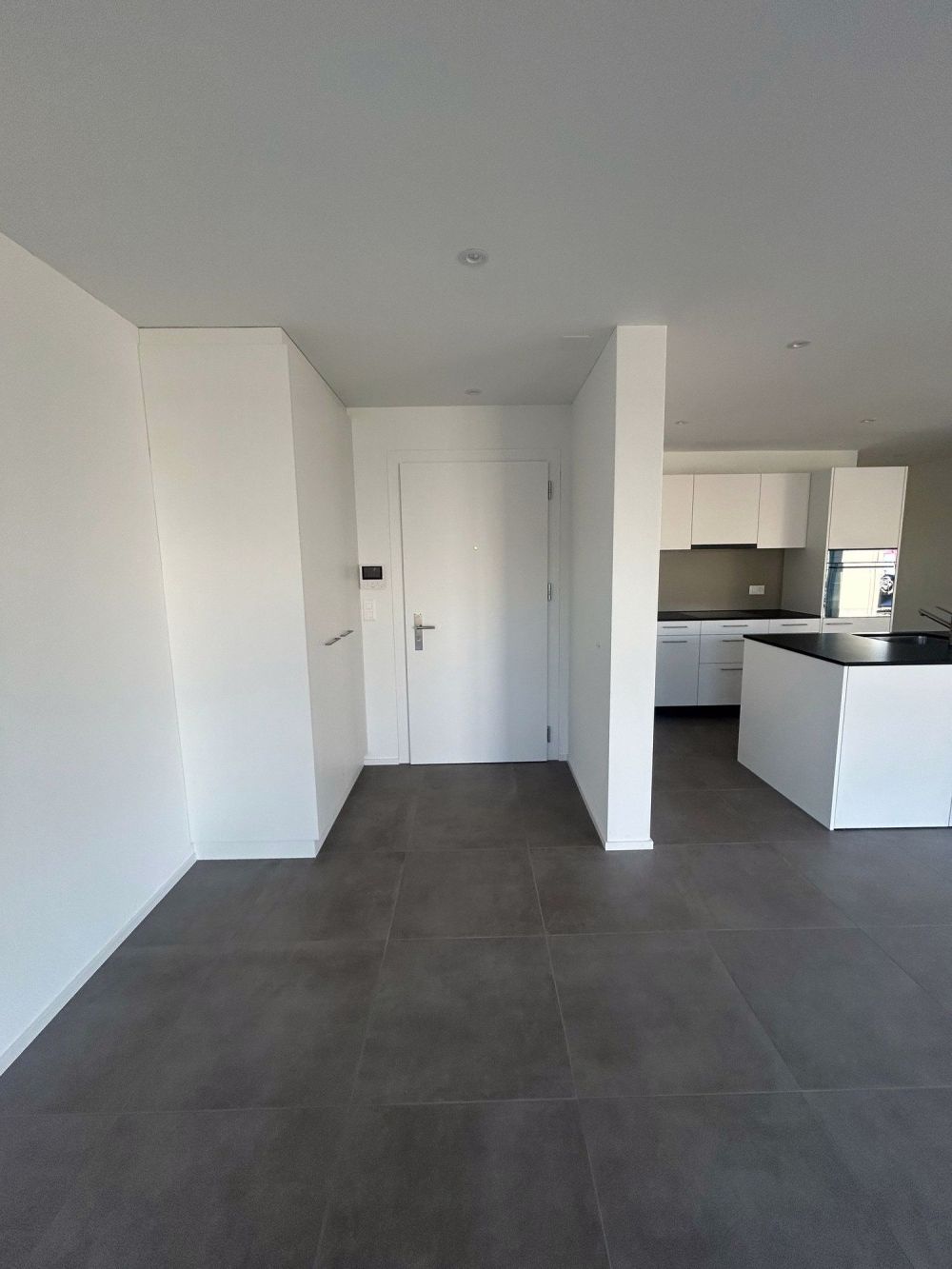 Wunderschöne Neubauwohnung direkt am Bahnhof Wichtrach - Bild 3