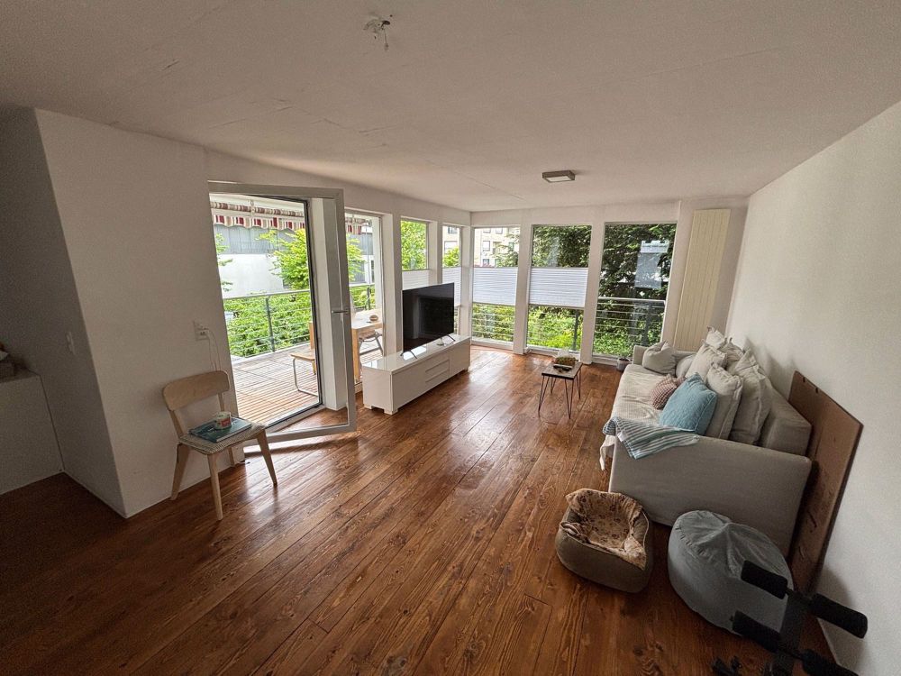 Helle 4.5-Zimmer Wohnung in Feldmeilen mit Seesicht - Bild 1