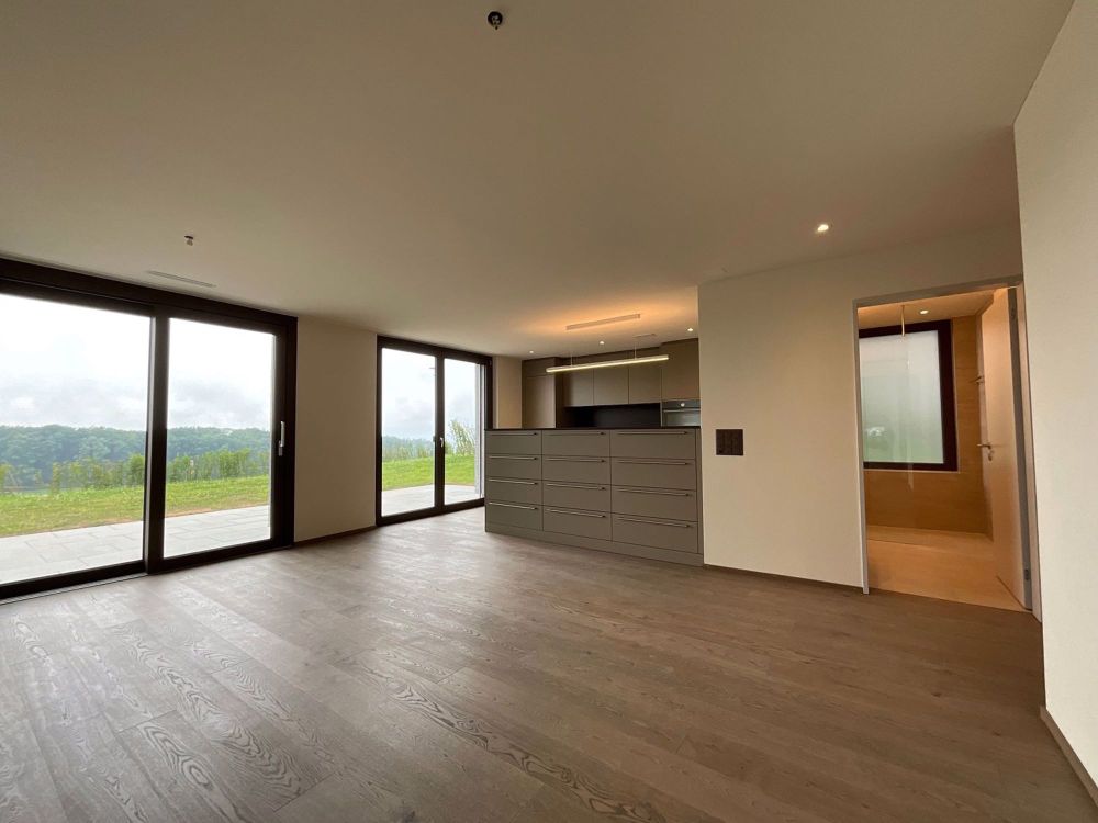 3.5-Zimmer-Garten-Wohnung mit atemberaubendem Ausblick und Zusatzraum - Bild 5