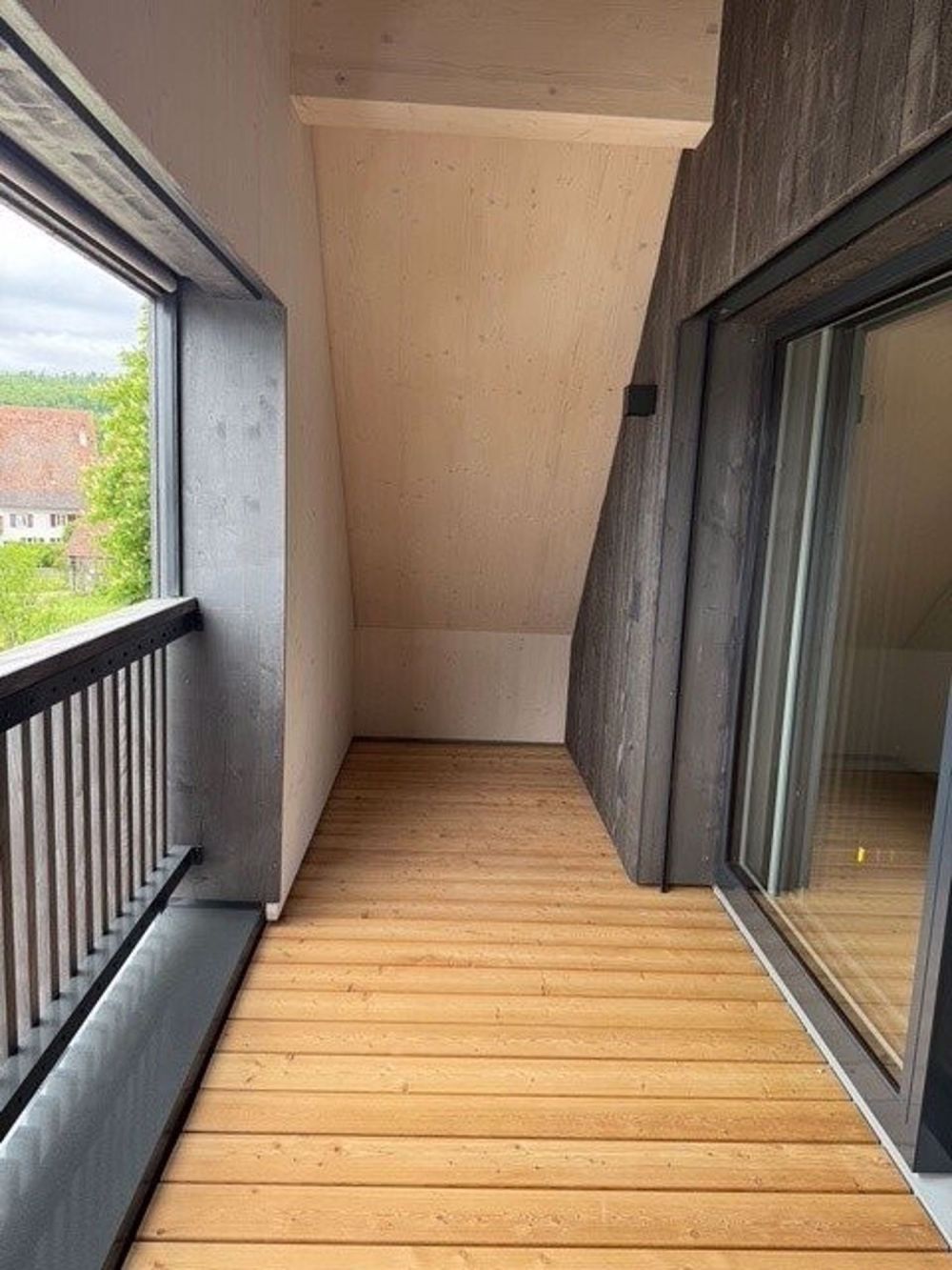 ERSTVERMIETUNG - Maisonette-Wohnung mit Galerie und eigener Waschküche - Balkon