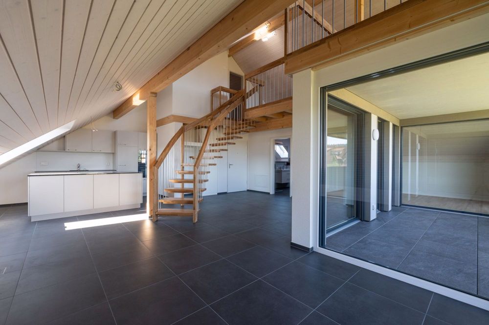 NEUBAU 2½-Zi-Dachwohnung im Eigentumsstandard, Galerie & traumhafter Aussicht! Ihr neuer Rückzugsort - Bild 13