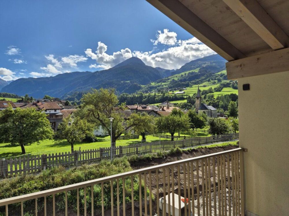 4.5 Zimmer-Wohnung, Mitten in den Bergen - mitten im Dorf - Bild 5