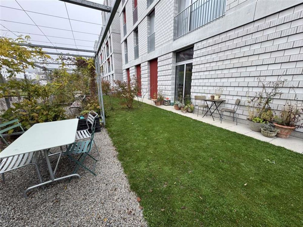 Moderne 2.5-Zimmer-Wohnung in Biel/Bienne - Bild 1