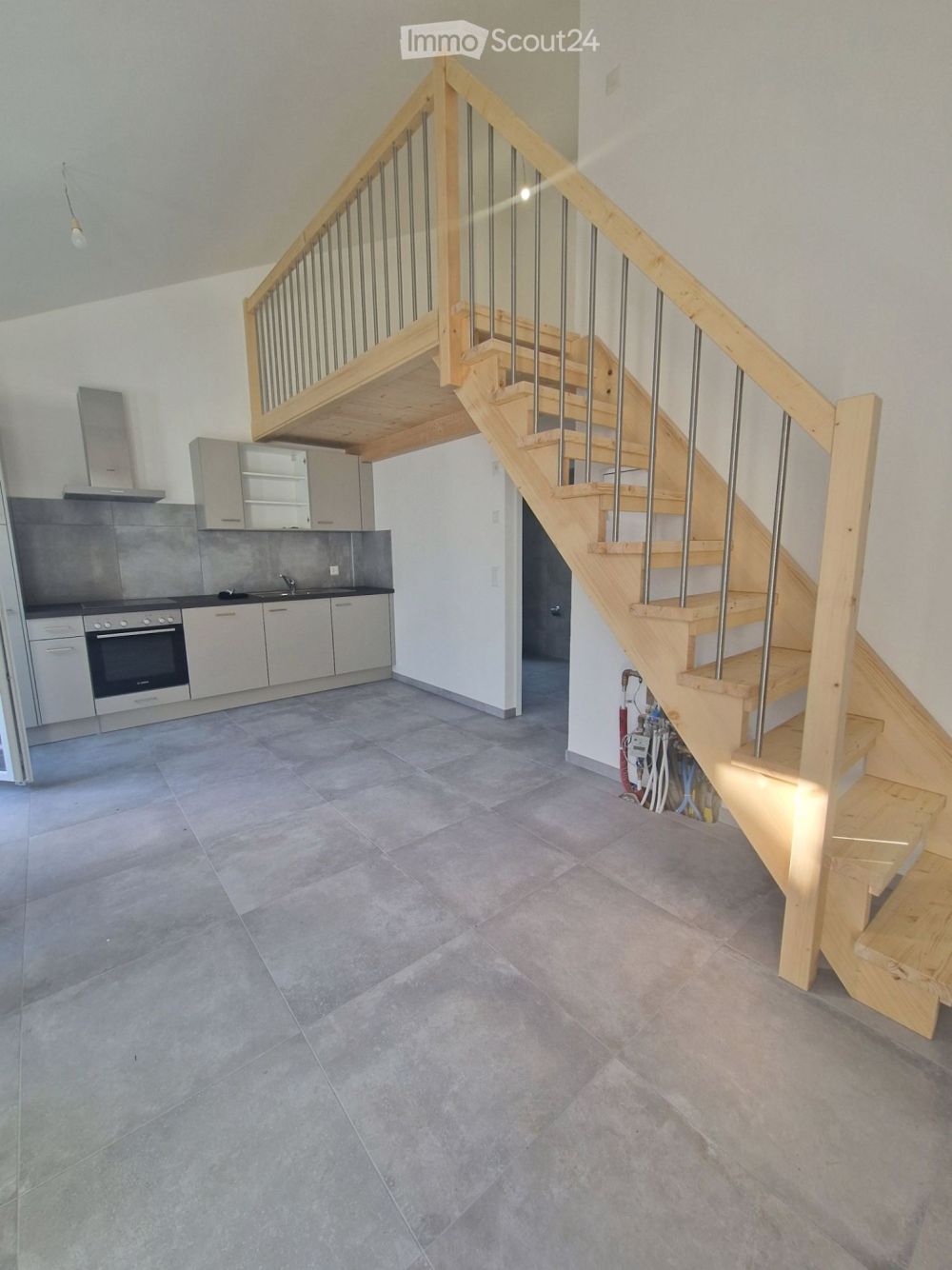 Neue 2,5-Zimmer-Wohnung mit Garage in Conthey - Bild 1