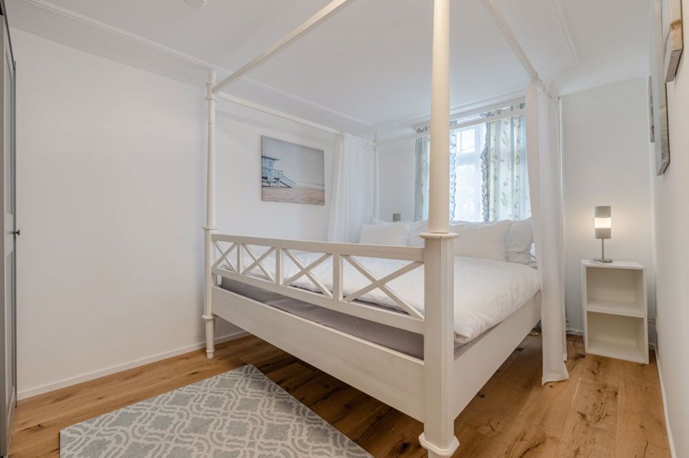 Möblierte 2.5-Zimmer-Wohnung mit Servicepaket - Bild 1