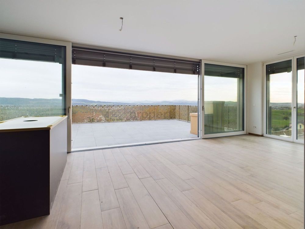 Penthouse-Perfektion: Exklusive 4.5 Zimmer Attikawohnung mit atemberaubender Aussicht in Herdern! - Image 1