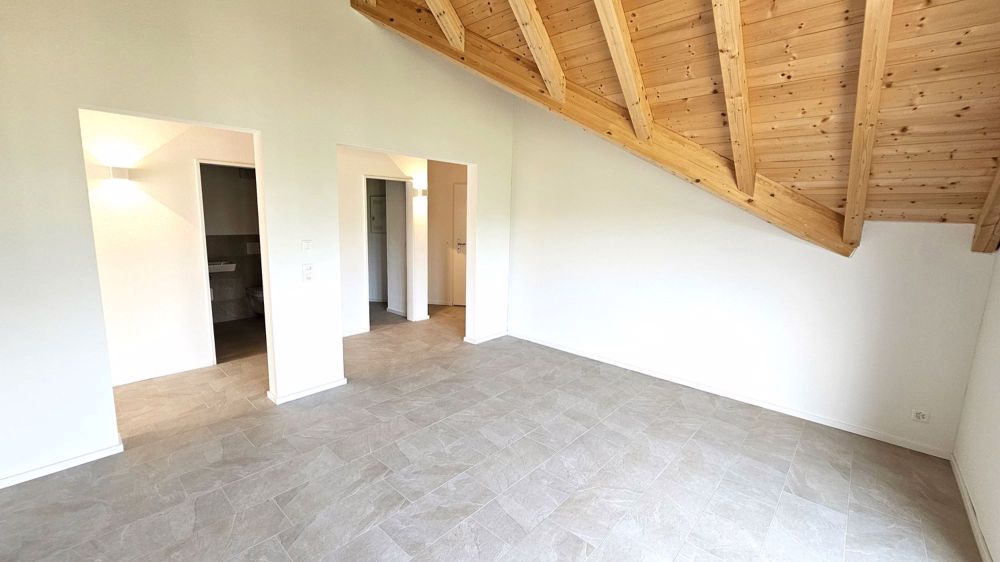 Edle, moderne Dachwohnung mit Terrasse und schönem Blick zum Schloss Sargans - Bild 7