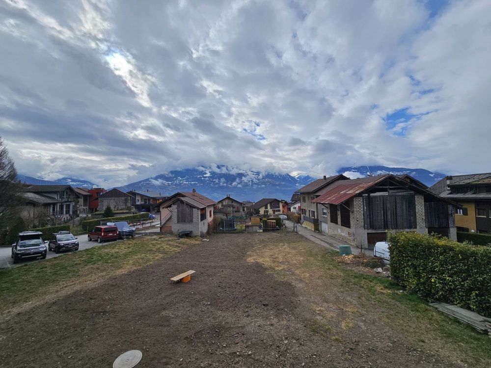 MAGNIFIQUE 3.5 PIÈCES NEUF À SAVIÈSE - Vue du balcon