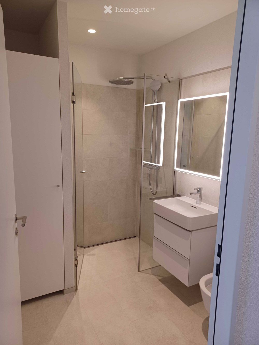 Moderne 3.5-Zimmer-Wohnung mit atemberaubendem Ausblick in Suhr - Bild 9