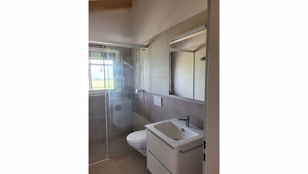 ERSTVERMIETUNG / Wunderschöne Dachwohnung in sonniger, ruhiger Wohnlage - Bild 8