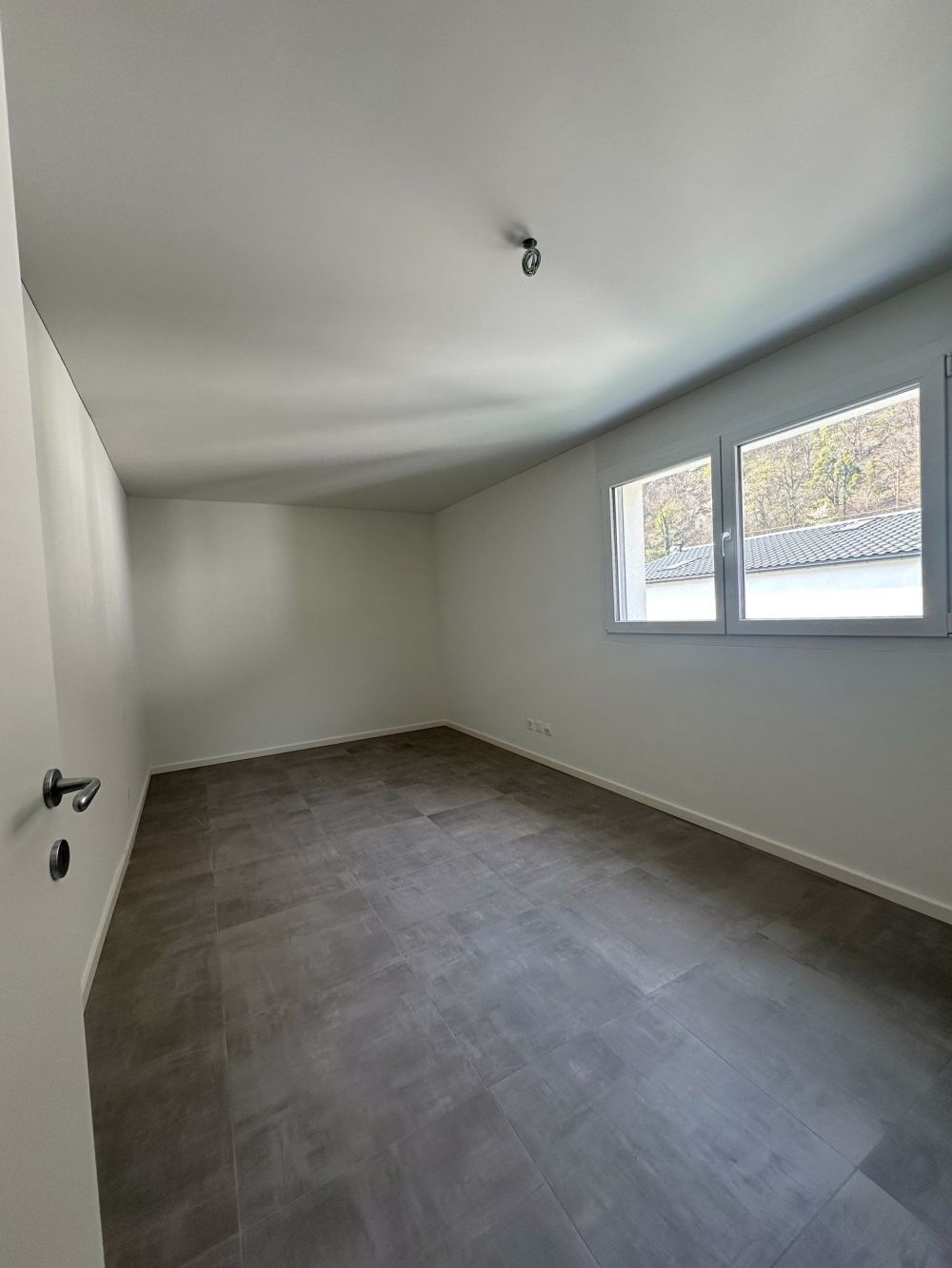 APP Nr. 12 Apartment 2.5 mit großem Balkon im zweiten Stock - Bild 4