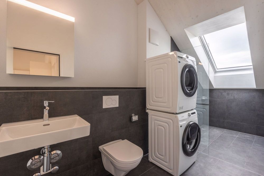 Ihre neue TRAUMwohnung mi pauschalem fixem Mietzins für 5 Jahre - 2.5-Zi.Whg. N-202, DG, Hofmattenstr. 3, Roggwil BE_-009